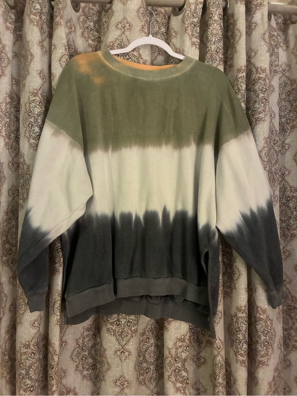 American Eagle Outfitters Olive, Cream & Charcoal Tie-Dye Crewneck